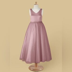 NWT very beautiful, dusty Rose big girl dress size 14-16